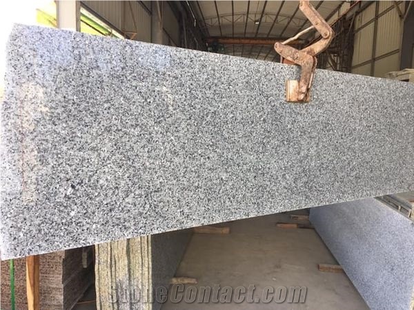 Vietnamese Cheap Natural White Granite Tile