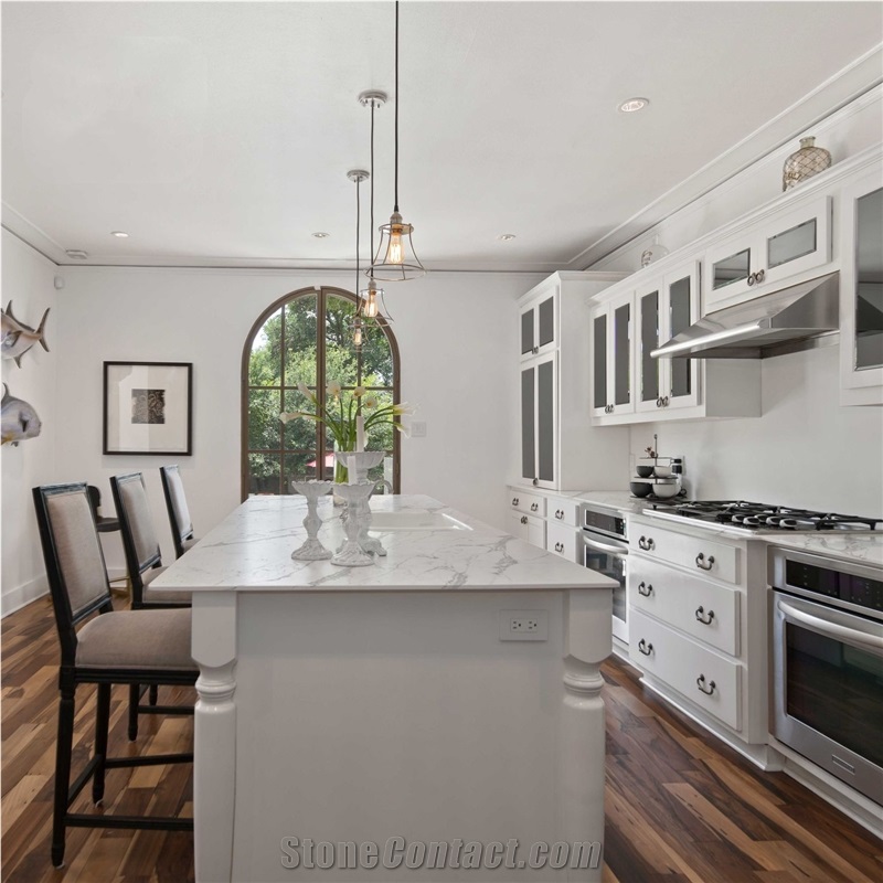 Artificial Calacatta Quartz Engineered Stone Countertop