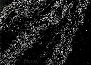 High Quality Engineered Calacatta Quartz Made In Vietnam