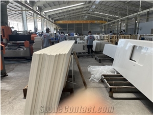 White Calacatta Quartz Countertop