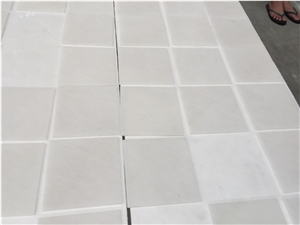 Cream White Marble Tiles, Slab