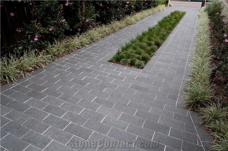 Grey Basalt Cobble Stone