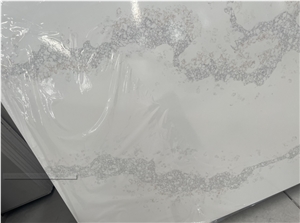 Hot Selling Calacatta Quartz Glossy Surface 2023