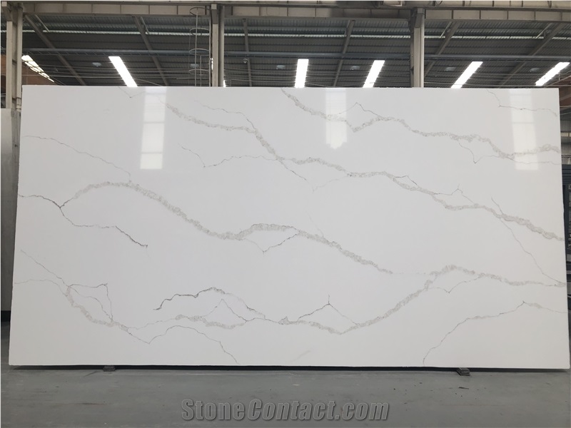 Quartz Calacatta Stone Jumbo Size Elegant Veins