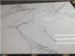Shiny, Glossy & Bright Calacatta Texture Quartz Slab