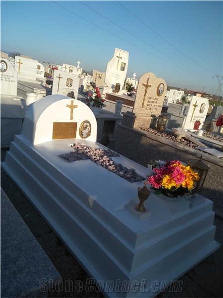 Artificial Tombstone - Model Gabriel