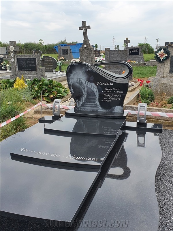 Double Grave With Absolute Black Granite