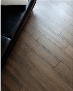 Living Tear Wood-Look Porcelain Tiles