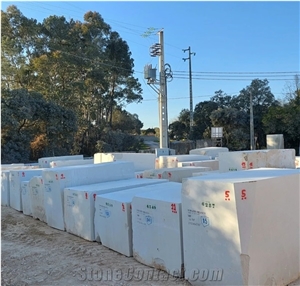 Casal Farto - Creme Fatima Limestone Quarry