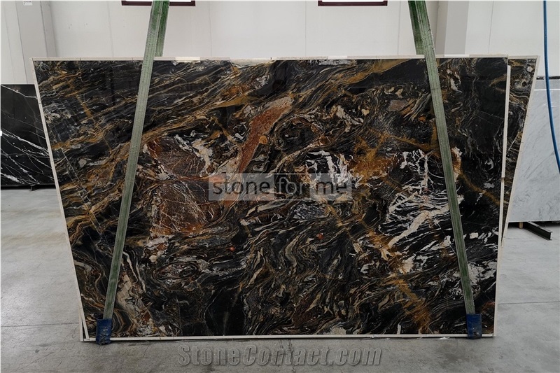 Brella Savage Marble Slabs