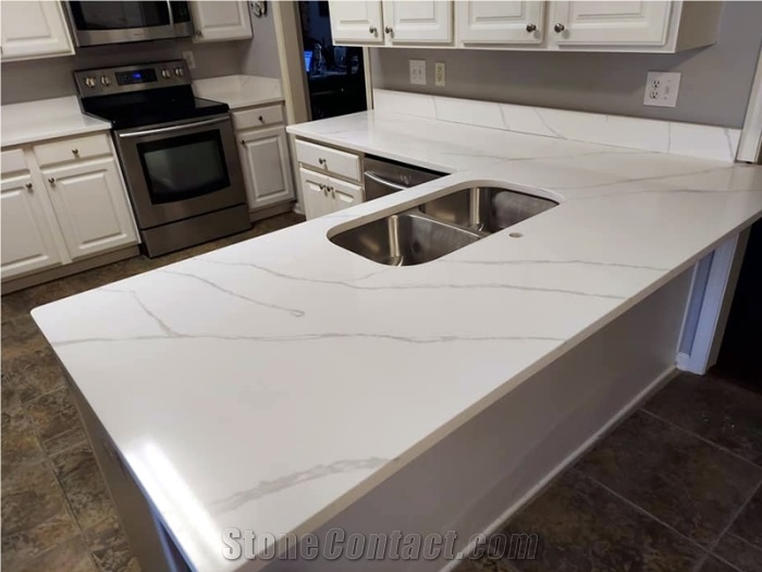 Calacatta Luccia Quartz Kitchen Countertop
