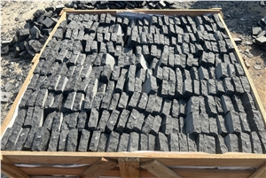 Black Andesite Cube Stone Paving Stone