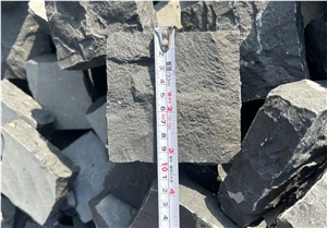 Black Andesite Cube Stone Paving Stone