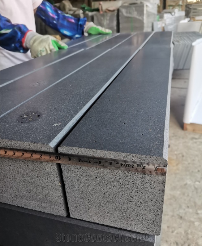 Hainan Black Basalt Kerbstone