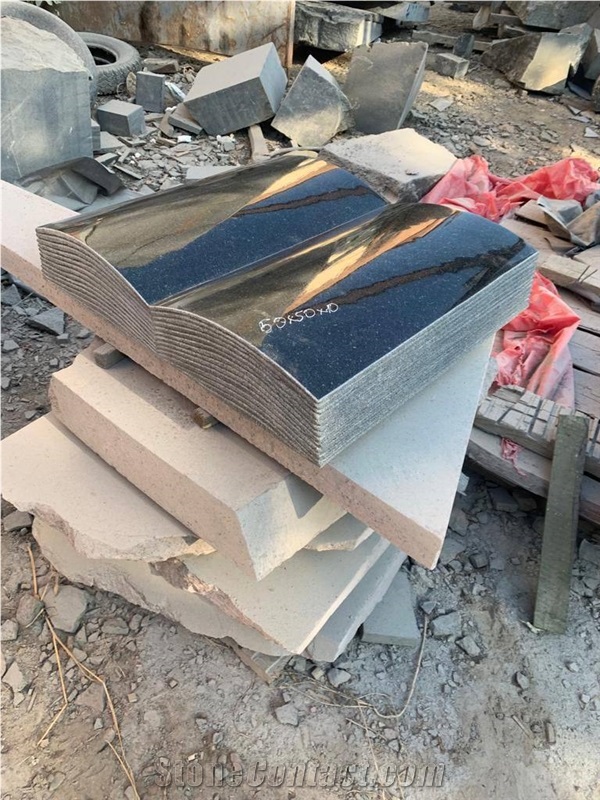 Gabbro Slant Grave Markers, Slant Grave
