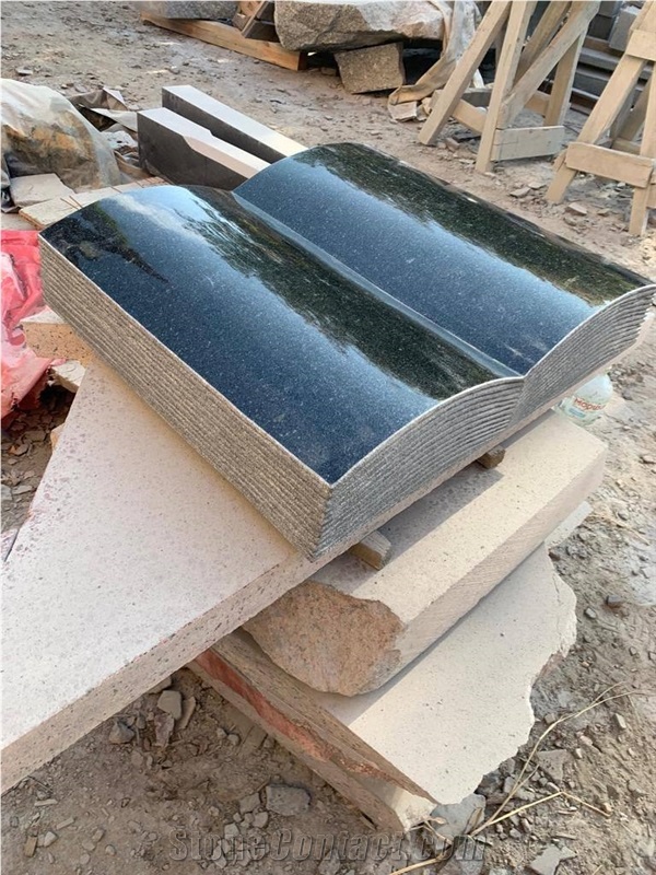 Gabbro Slant Grave Markers, Slant Grave