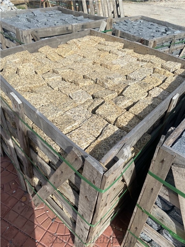 Vietnam Yellow Granite Cubic Pavers, Cube Stone