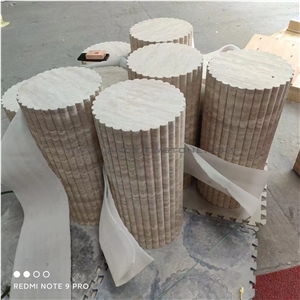 Calacatta Marble Side Table With Scalloped Edge