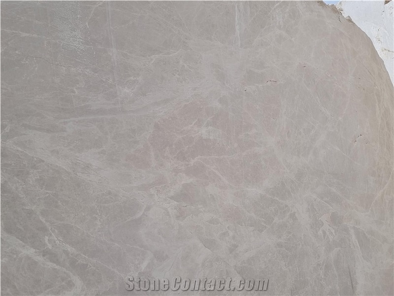 Spider Beige Marble Slabs