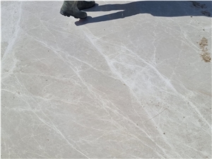 Spider Beige Marble Slabs