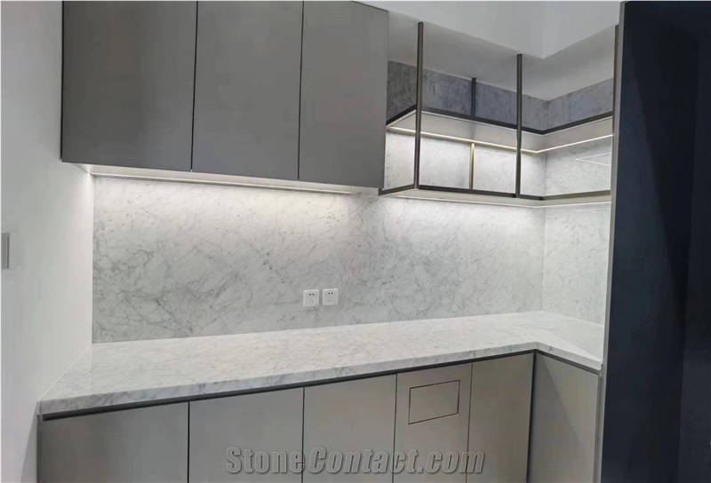 Statuario Venato Marble Round Dining Table Tops
