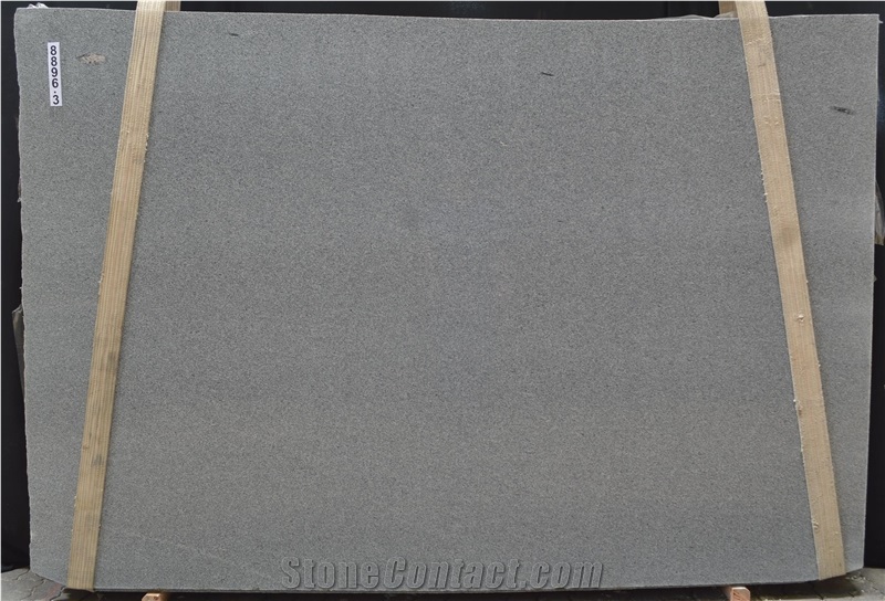 Cinza Castelo- Gris Castelo Granite Slabs