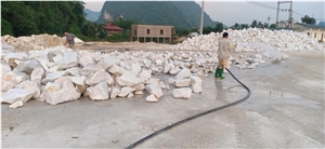 Marble Rock All Sizes For Crushed Marble Chips