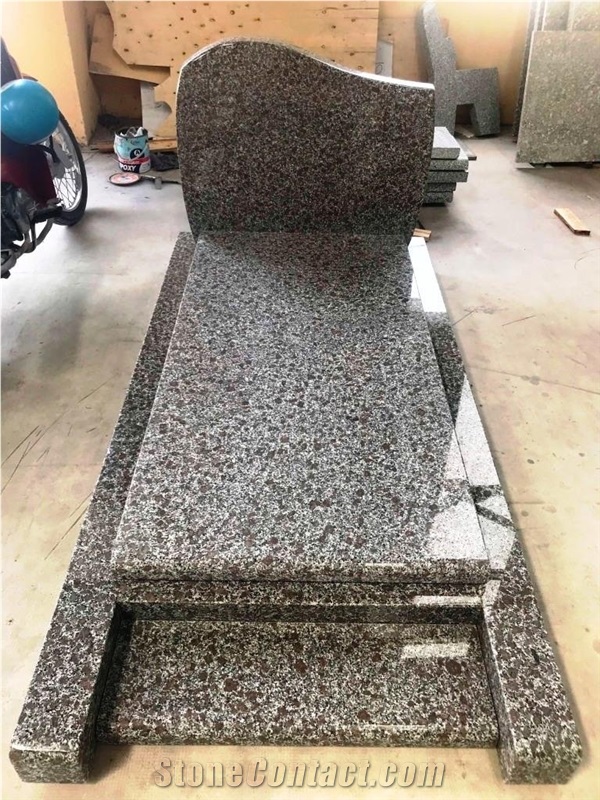 Tombstone Light Grey Granite Headstone