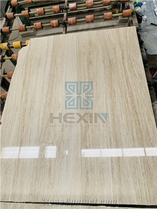 Italian Extra White/Ivory Travertine Polished Slabs