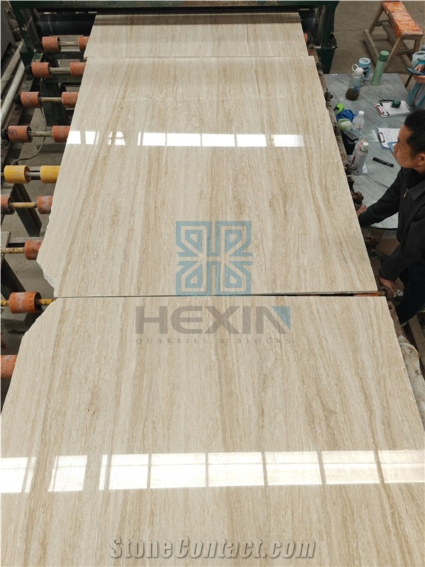 Italian Extra White/Ivory Travertine Polished Slabs