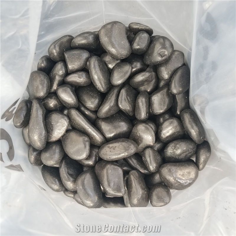 No Fade Black River Stone For Garden