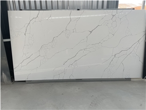 Calacatta Quartz Slab With Fractured Grey Veins