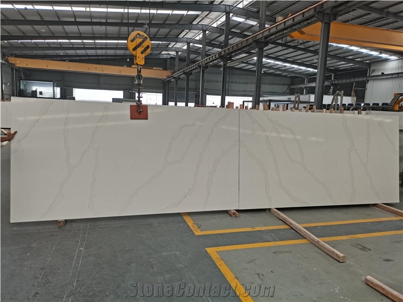 The Beautiful Veins Of The Quartz Stone Slab