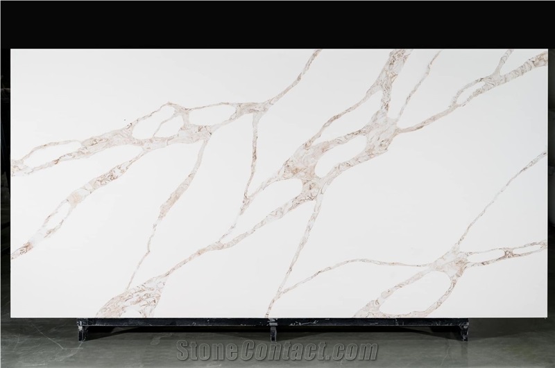 The Graceful Veins Of The Quartz Stone Slab