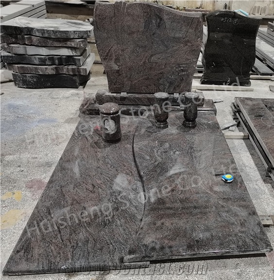Paradiso Double Monument/Tombstone, Paradiso Granite