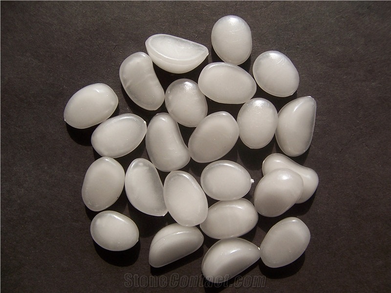 Glow In The Dark White Pebbles Stones Wholesale