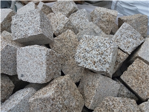 Yellow Granite Cubes 10X10x10cm Shotblasted + Split