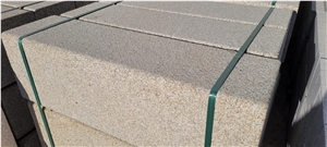 Yellow Granite Kerbs 100X30x34cm, Shotblasted, Edges R=2Cm