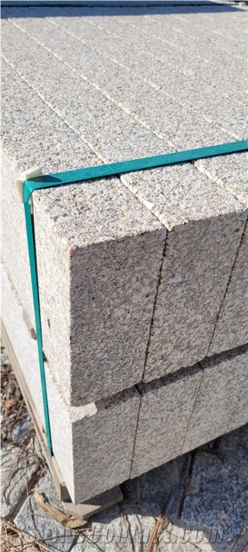 Yellow Granite Kerbs 100X8x20cm, Round Edge By Shotblasting