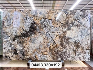 Butterfly Love Golden Flower Granite Slab Wall Background