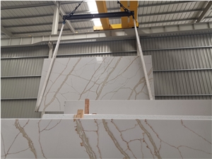 Hot Design Calacatta Gold Quartz Big Slabs