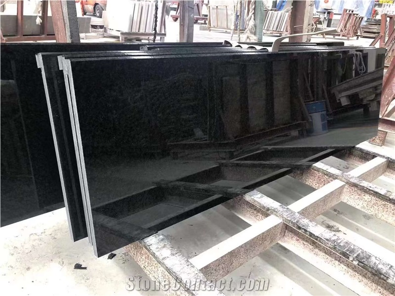 High Quality Oulainen Black Granite Slabs