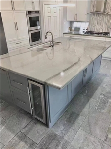 Luxury Modern Style Macaubas Giotto Quartzite