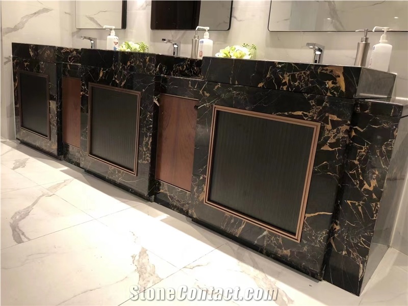 Modern Style Surface Black Gold Marble Sculptures