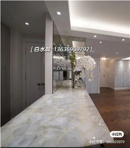 White Crystal Quartz Semiprecious Stone Countertop
