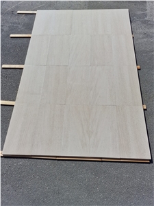Moca Cream Limestone Medium Grain Tiles