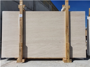 Moca Cream Limestone Polished Finish Medium Grain Tiles