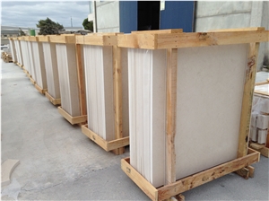 Moleanos Rosal Beige Limestone Fine Grain Tiles
