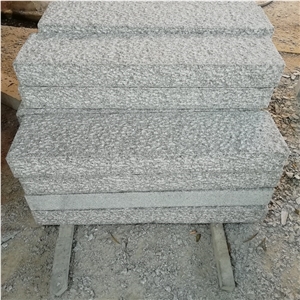 China Rough Picked G603 Granite Kerbs
