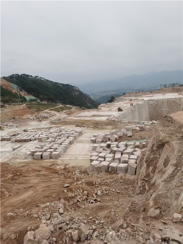 Charme Red Granite Blocks For Project